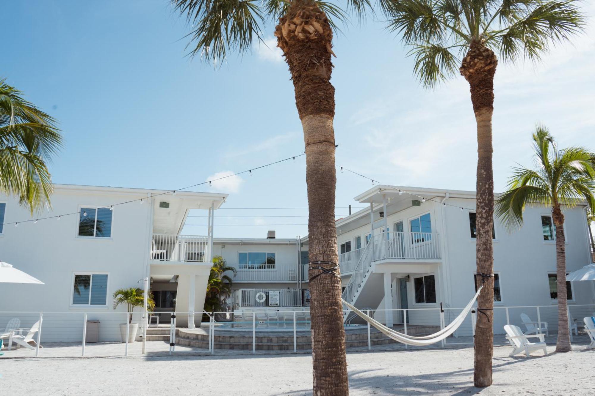 The Molloy - Treasure Island Suites & Cottages St. Pete Beach Exterior foto
