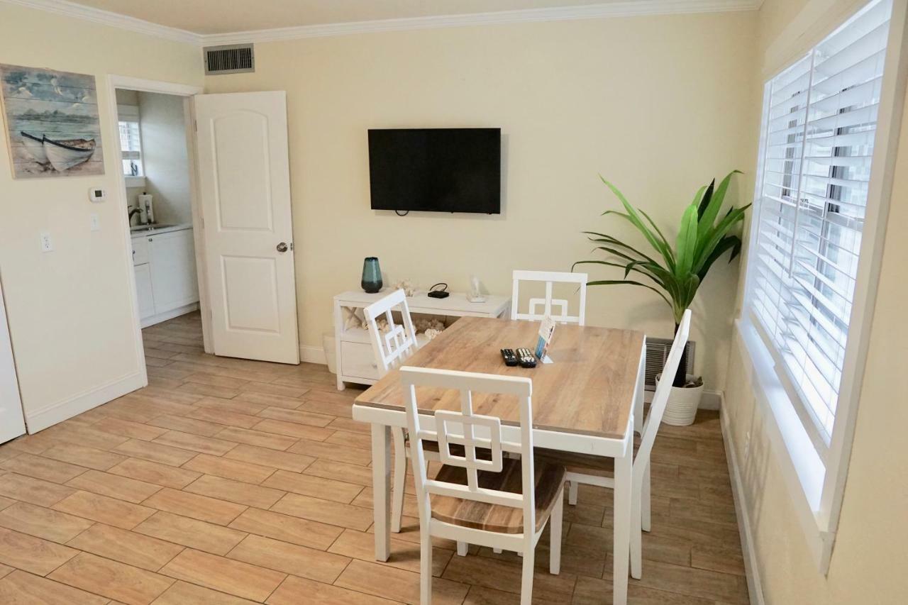 The Molloy - Treasure Island Suites & Cottages St. Pete Beach Exterior foto
